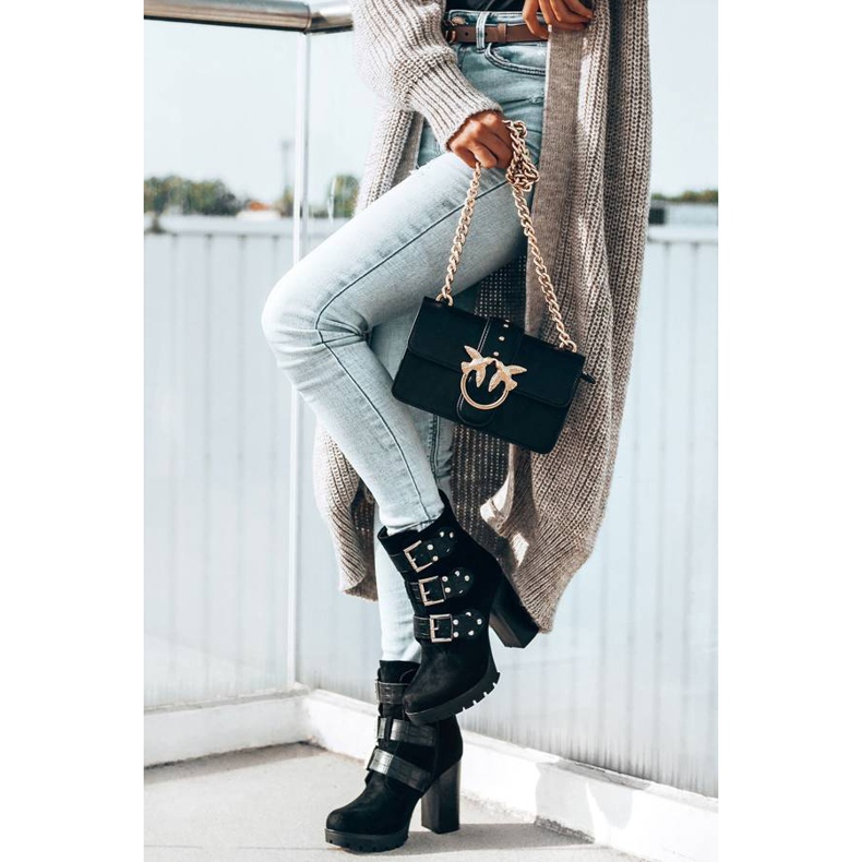 Crne čizme na Corgi stupu crno 1