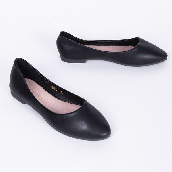 Crne balerinke s bademastim nosom Baleria crno 1