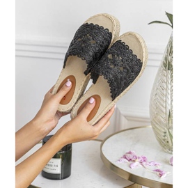 Crne papuče na platformi Sudden Draft crno 1