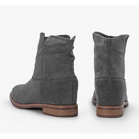 Sive čizme na zatvorenom klinu Veni siva 2