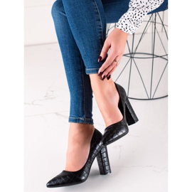 Sweet Shoes Crne pumpe sa eko kožom crna 1