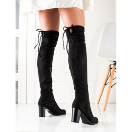 TRENDI Čizme do bedara s visokim potpeticama crno 1