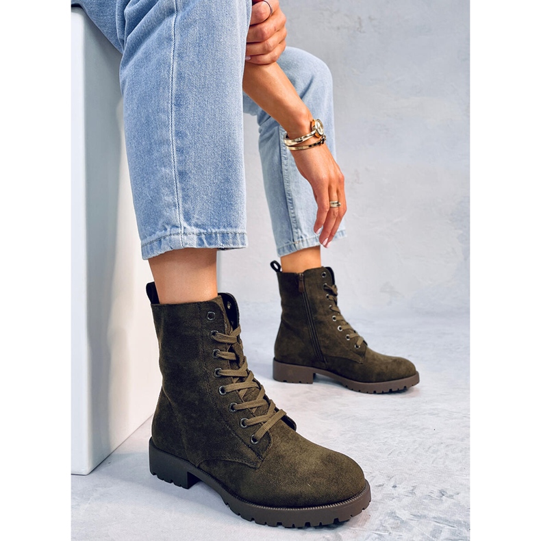 Radnici na vezanju od Bente Green zelena 1