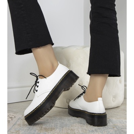 Bijele cipele na debelom potplatu Ronde bijela 2