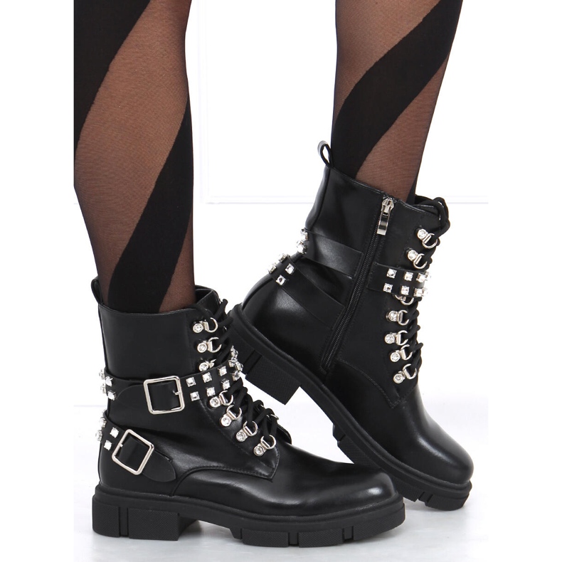 Čizme s mlaznicama Lise Black crna 1