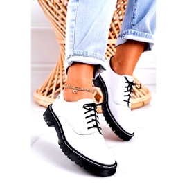 Ženske kožne cipele Oxfords Maciejka lakirane bijele 04087-11 bijela 4