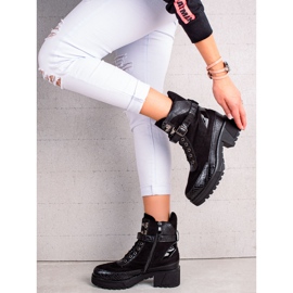 Queen Vivi Radnici na vezanje s kopčom crna 2