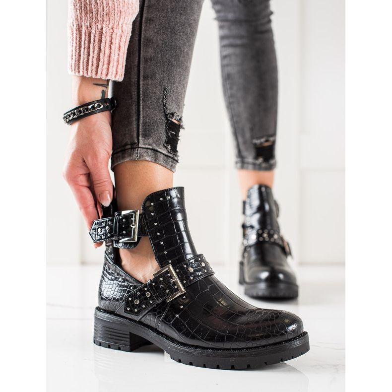 Bestelle Radnici s ukrasom od kopče crna 1