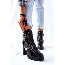 Lakirane čizme na šanku Crni flaris sa kopčom crna 1