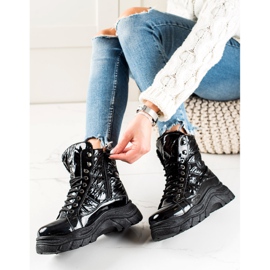 Crne čizme na platformi VINCEZA crno 2