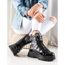 TRENDI Modne prošivene zamke crno srebro 1