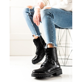 TRENDI Crni radnici s kopčom crna 1