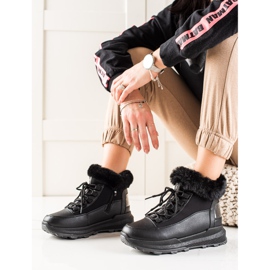 TRENDI Crne čizme za snijeg s krznom crna 1