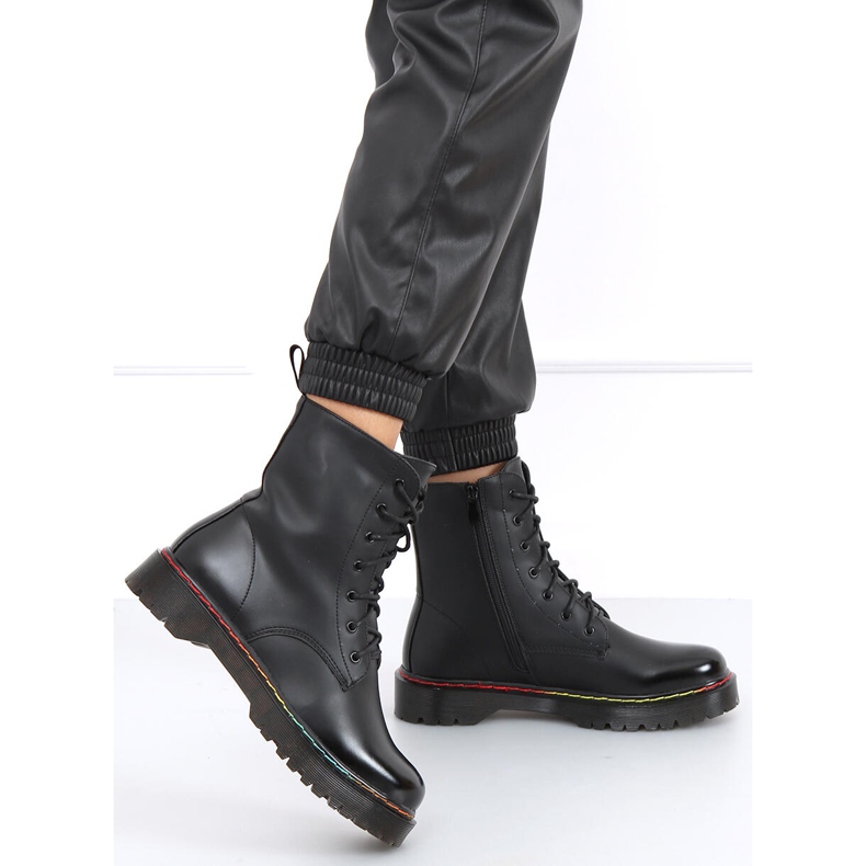 Martensiaki s obojenim koncem Ohio Black crno 1