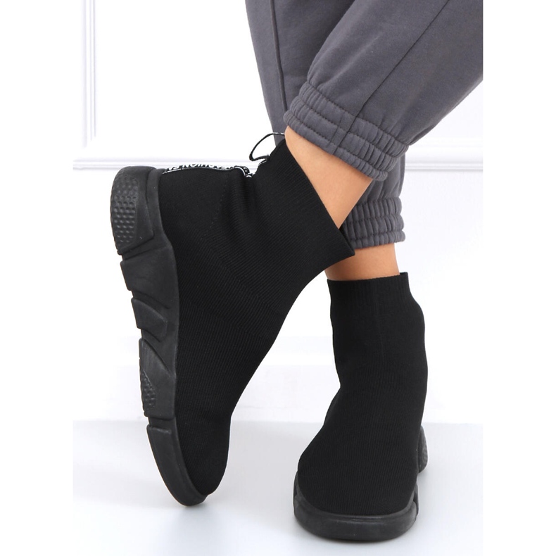 Cento crne tenisice s čarapama crna 1