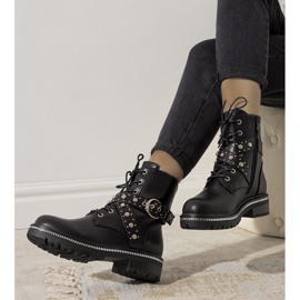 Crne izolirane čizme Joann crna 1