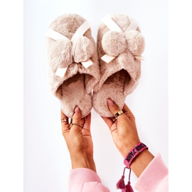Krznene papuče s pomponima Bež Pamppies 1