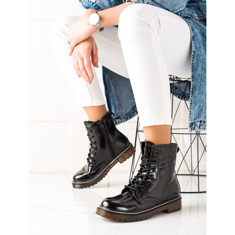 Lucky Shoes Udobni crni traperi crna 1