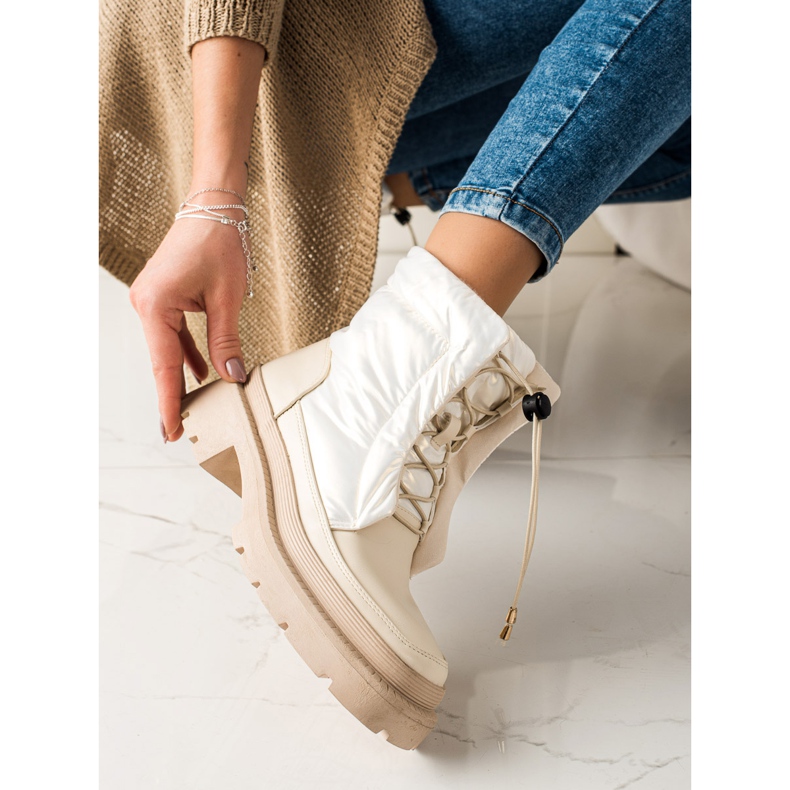 Small Swan Bež čizme za snijeg na platformi 1