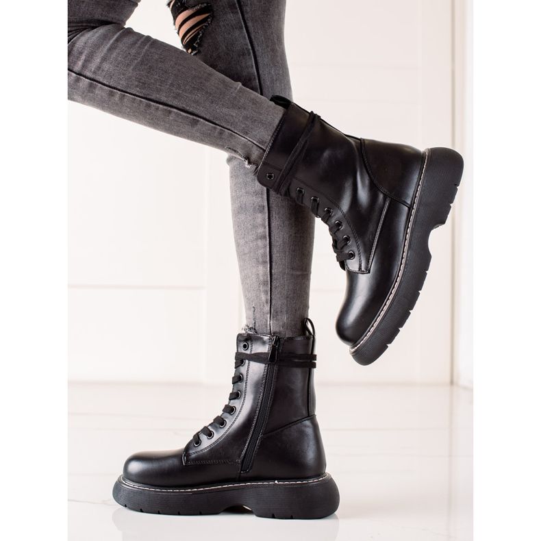 TRENDI Crne torbe na peronu crna 1