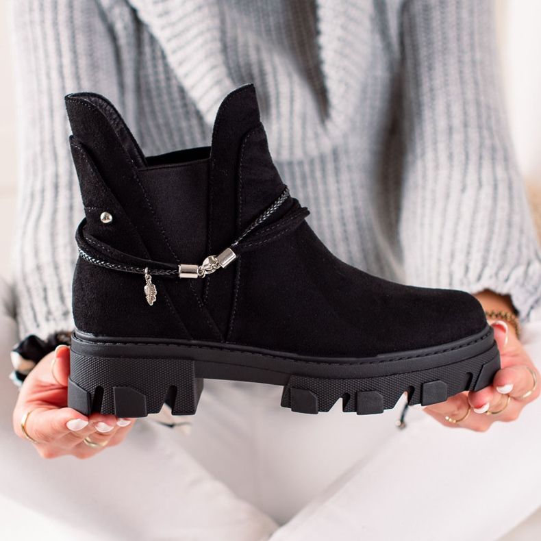 Goodin Slip-on čizme s ukrasnim prugama crna 1