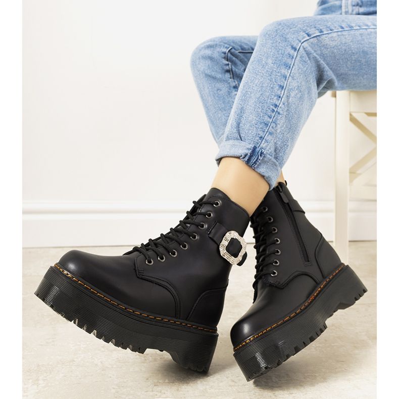 Crne ženske izolirane čizme Henra crno 2