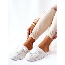 Sjajne papuče za mačiće s bijelim Kaisy ušima bijela 2