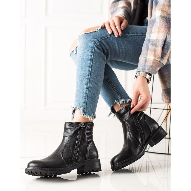 Evento Klasične čizme s ukrasnim zatvaračem crna 1