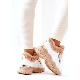 PM1 Kožne izolirane sportske cipele bijele i bež sjajne bijela 3