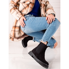 Ideal Shoes Čizme od antilopa na platformi crna 1