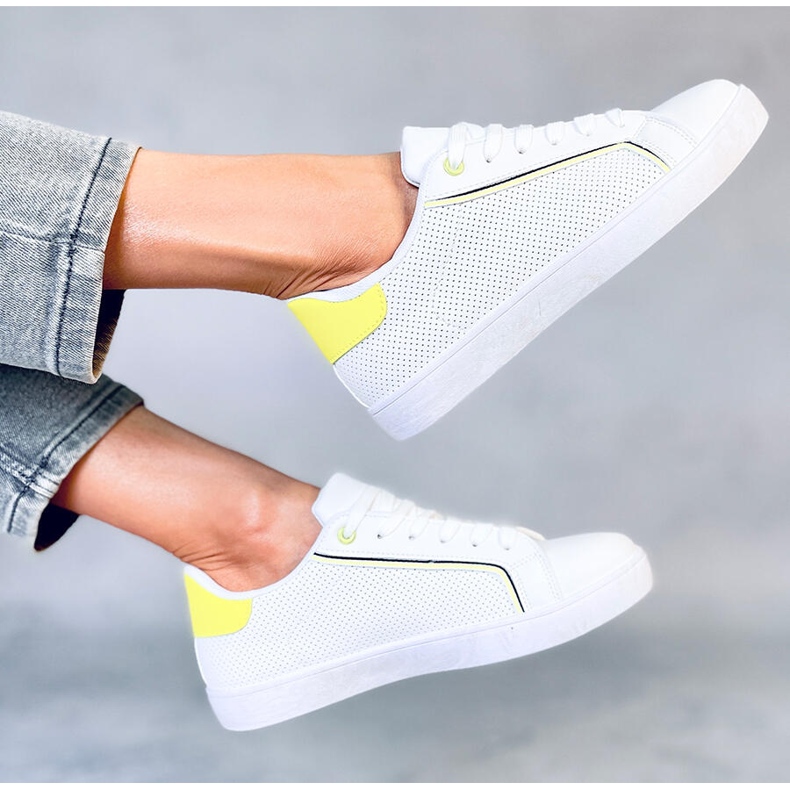 Volve BIJELE / ZELENE ženske tenisice bijela 2