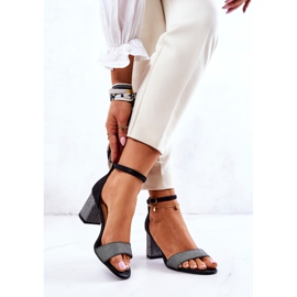 PA2 Kožne sandale na traci crne i srebrne Lorene crno 2