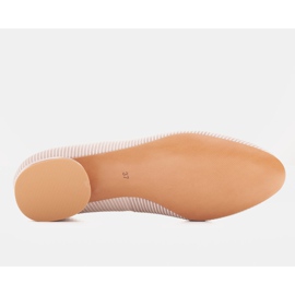 Marco Shoes Balerine od bež antilopa sa zlatnim ukrasom 1