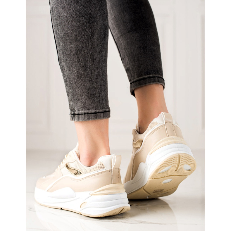 Ideal Shoes Tenisice na platformi bež 1