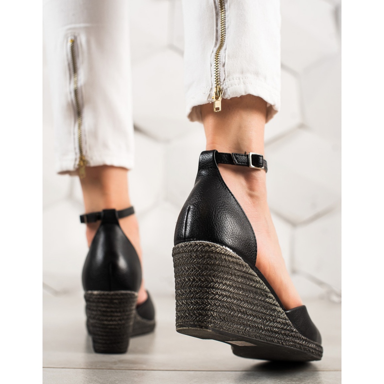 W. Potocki Sandale Pumpe Na Koturnie Potocki crna 1