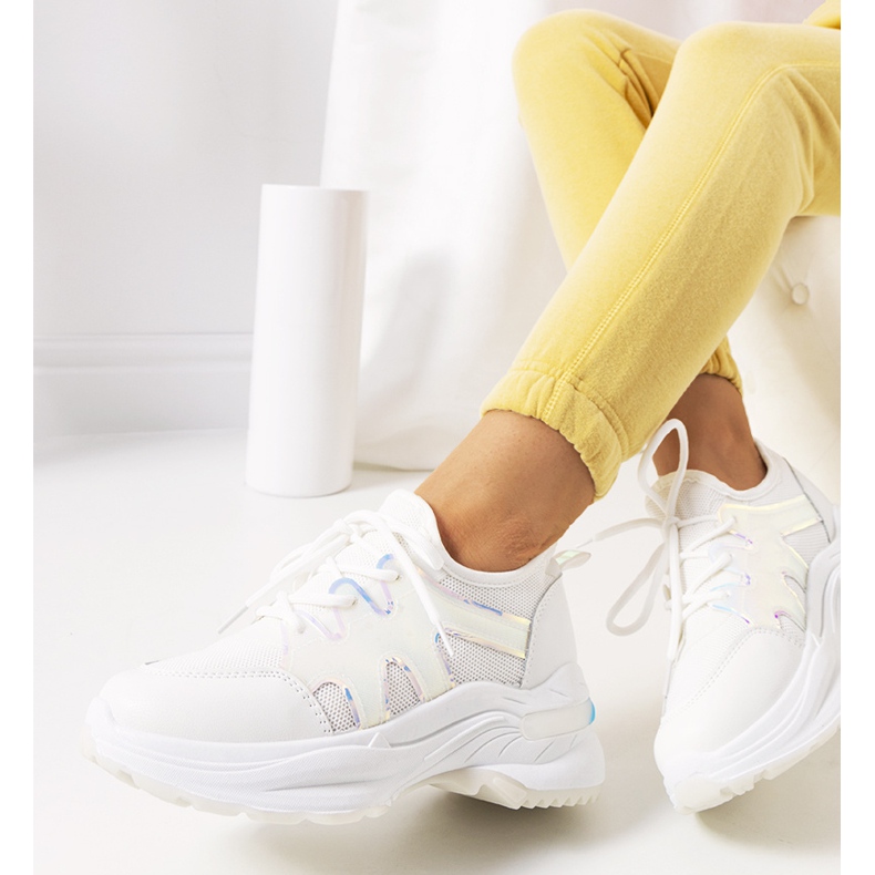 Bijele tenisice iz Batesa bijela 1