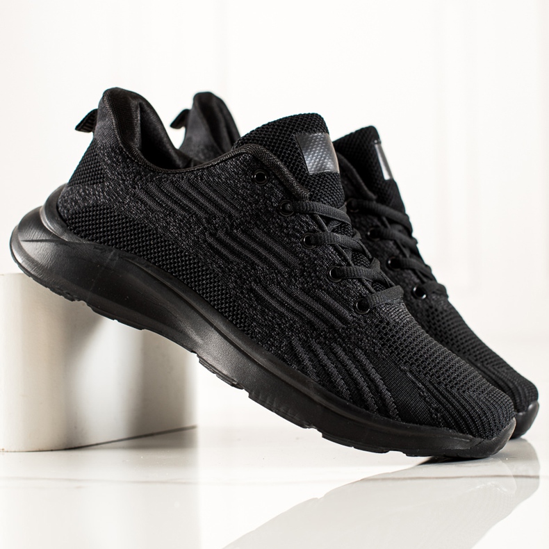 TRENDI Klasične crne sportske cipele crno 2