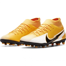 Nike Mercurial Superfly 7 Club FG / MG Jr AT8150 801 nogometne cipele žuta boja žuti 1