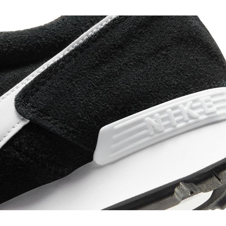 Nike Venture Runner Suede M CQ4557-001 cipela crna 1