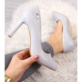 Pumpe na stupu Sergio Leone W SK3AD sive siva 1