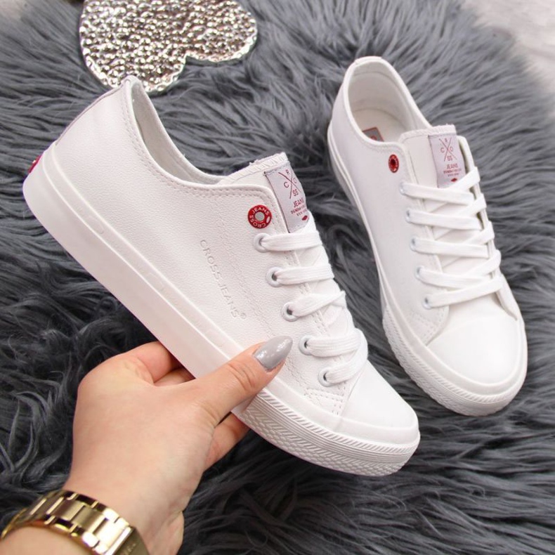 Niske tenisice od eko kože Cross Jeans W INT1140B bijele bijela 1