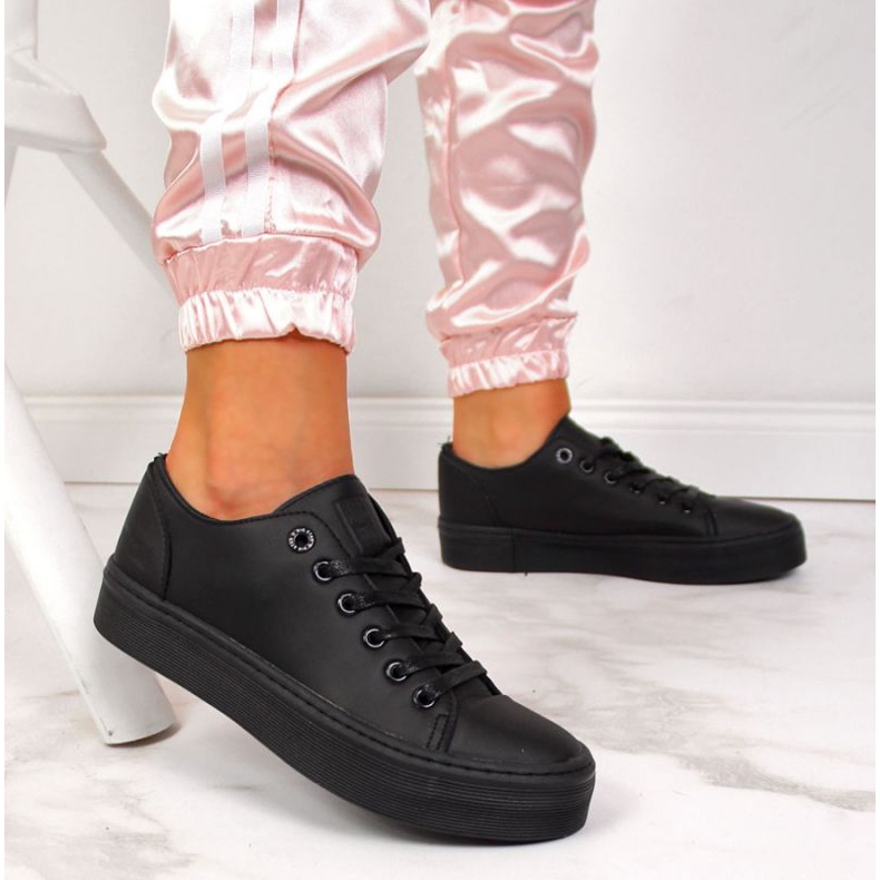 Crne niske tenisice na platformi Big Star W II274098 crno 2