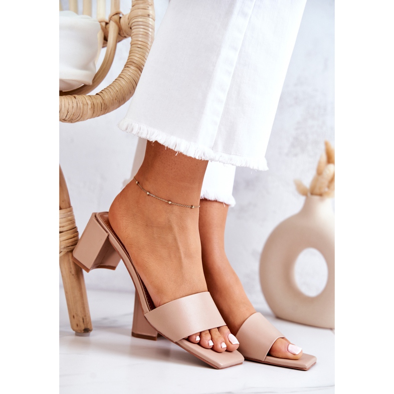 FJ1 Kožne papuče na visokoj peti Bež Netty 1