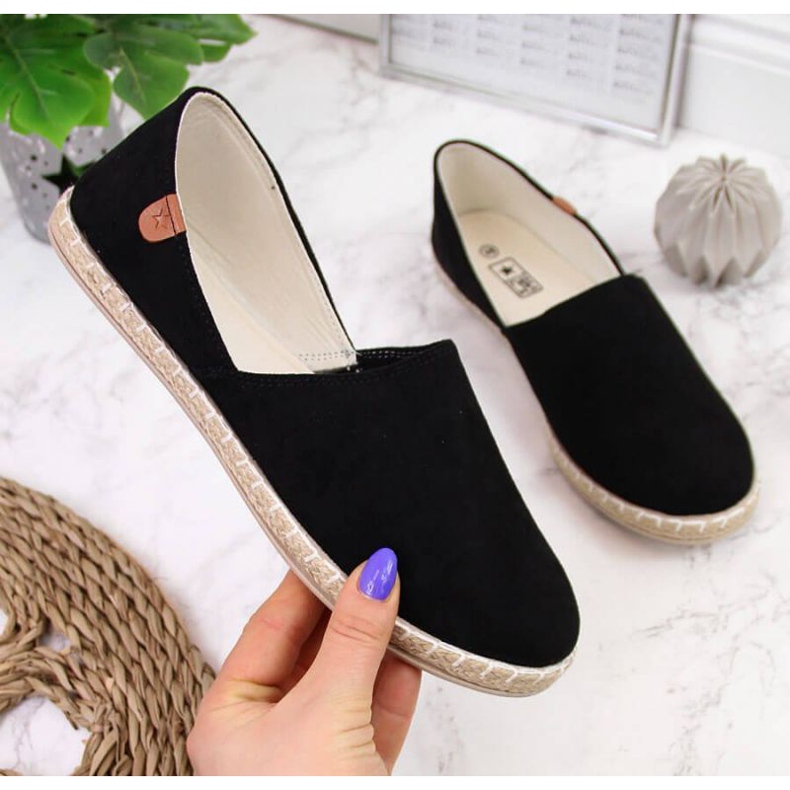 Slip na espadrile s izrezima Novosti W EVE270A crne crno 1