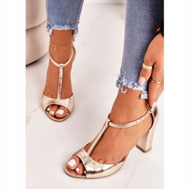 Kožne sandale na šanku Laura Messi 1916 zlatna zlatni 3