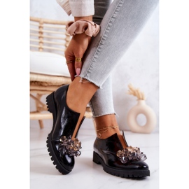 PA2 Elegantne kožne cipele s crnim Cindy ukrasom crno 2