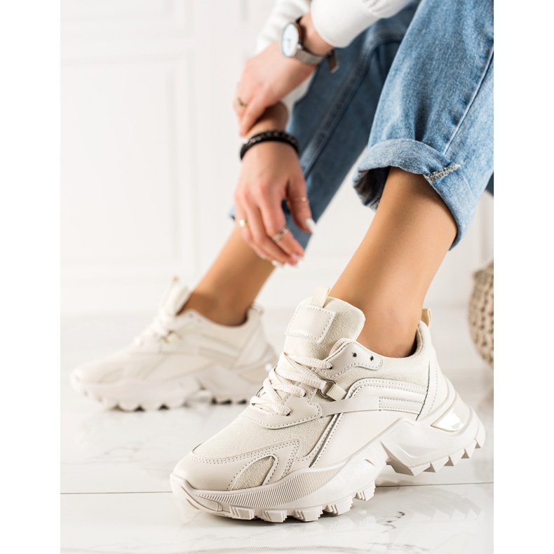 TRENDI Modne tenisice u bež boji 1