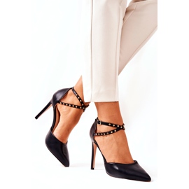 WS1 Štikle s prugama Crne mlaznice Remmes crno 2