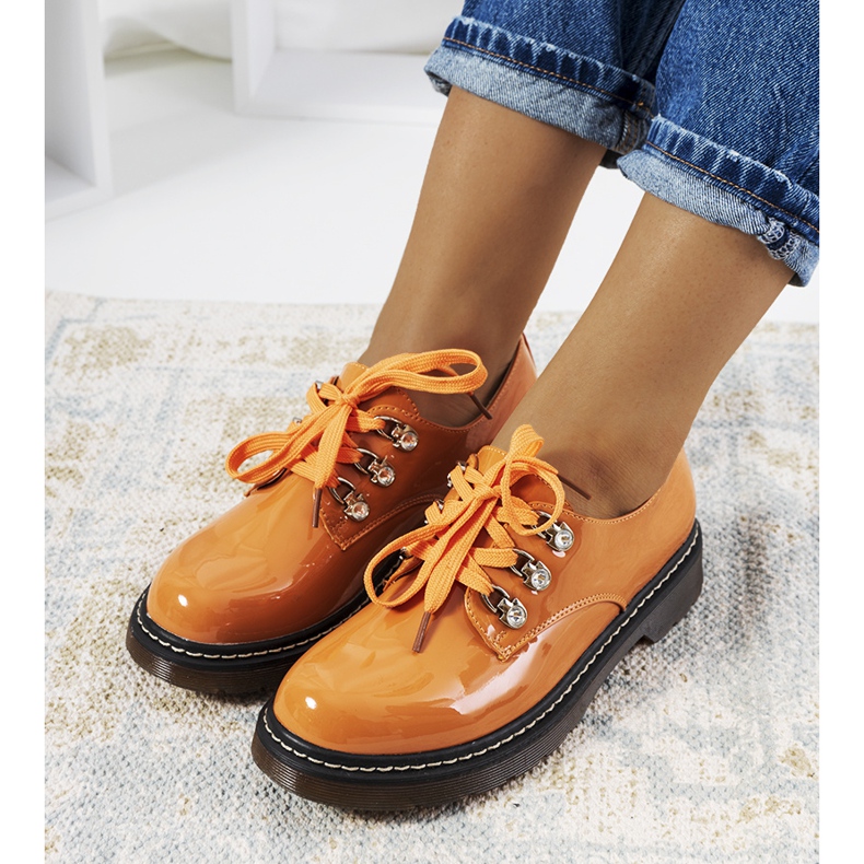 Narančasto lakirane cipele od Kristine narančasta 1