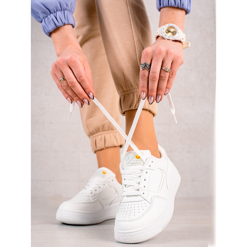 TRENDI Modne bijele tenisice bijela 1